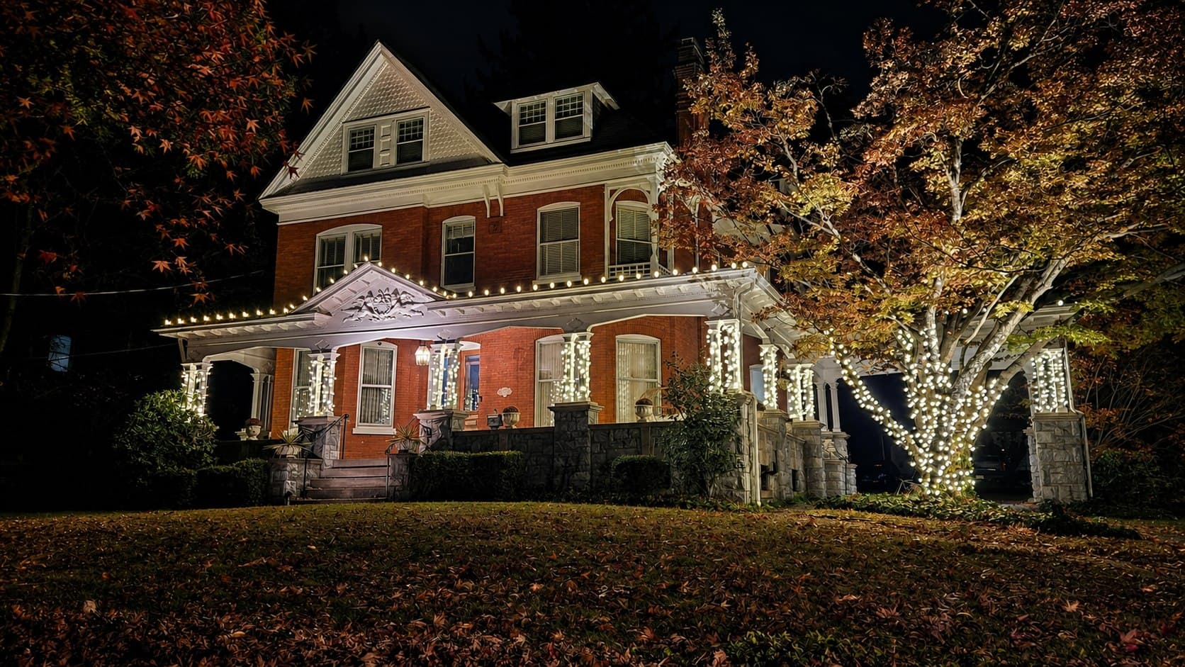 Historic Home & Tree Lighting